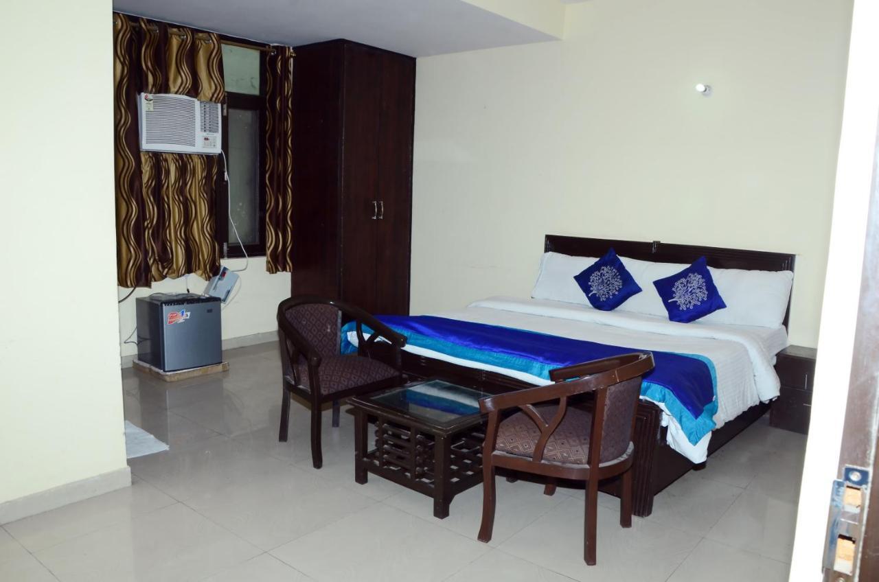 Hotel Rampal Palace نيودلهي المظهر الخارجي الصورة